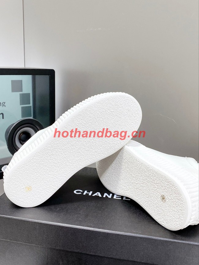 Chanel sneakers 91010-3