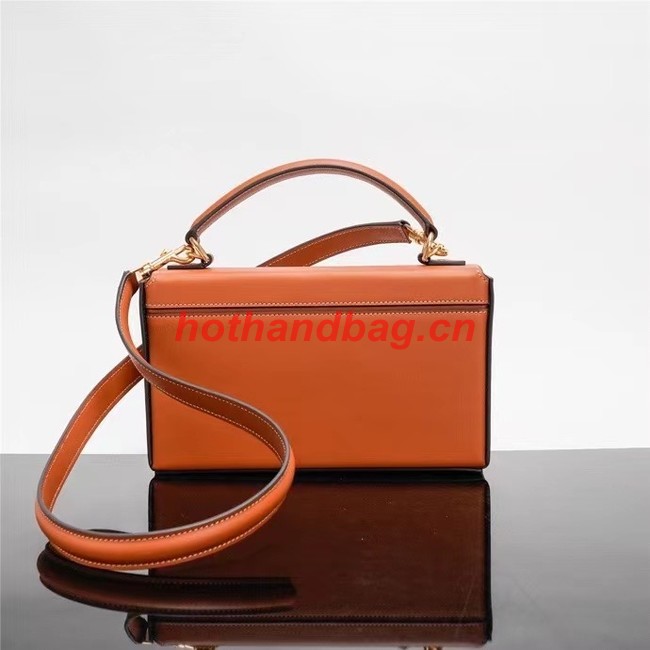 Celine SMALL CUIR TRIOMPHE IN SMOOTH CALFSKIN 199992 TAN