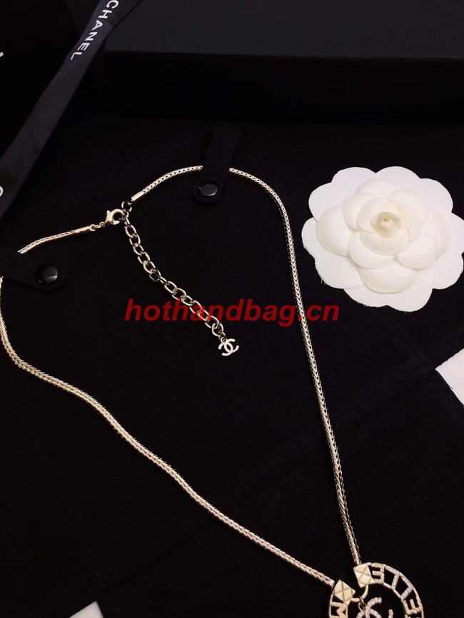 Chanel Necklace CE9675