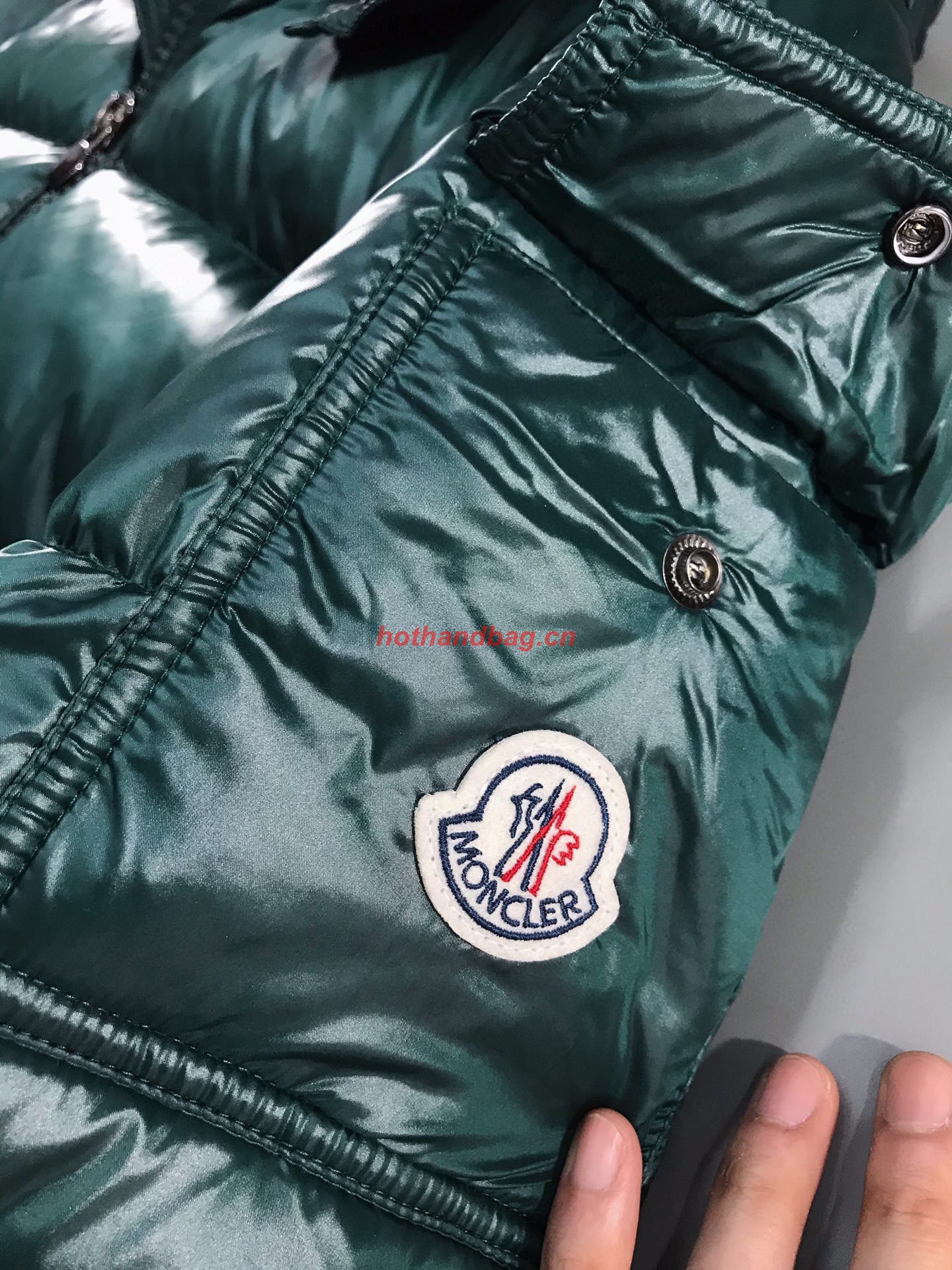 Moncler Couple Top Quality Down Coat MC302730 Green