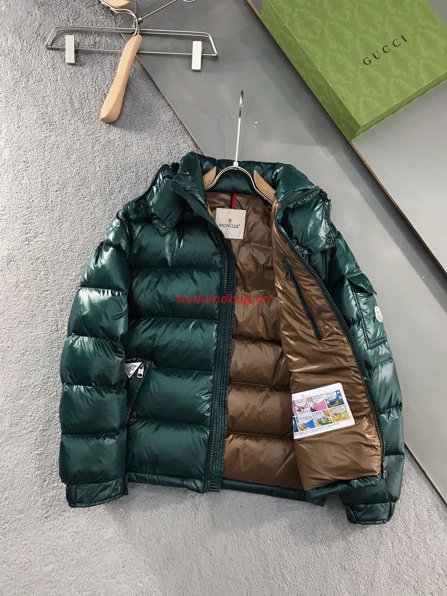 Moncler Couple Top Quality Down Coat MC302730 Green