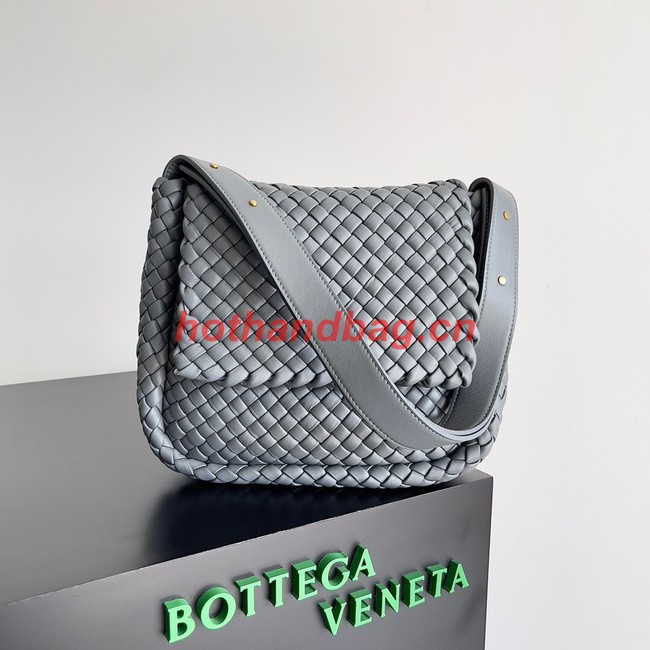 Bottega Veneta Small padded intreccio leather shoulder bag 709418 Thunder