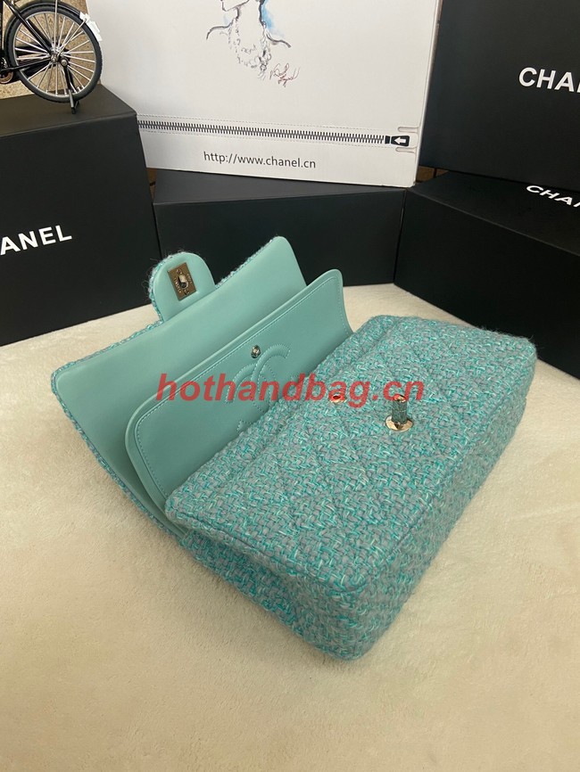 Chanel CLASSIC HANDBAG A01112-11