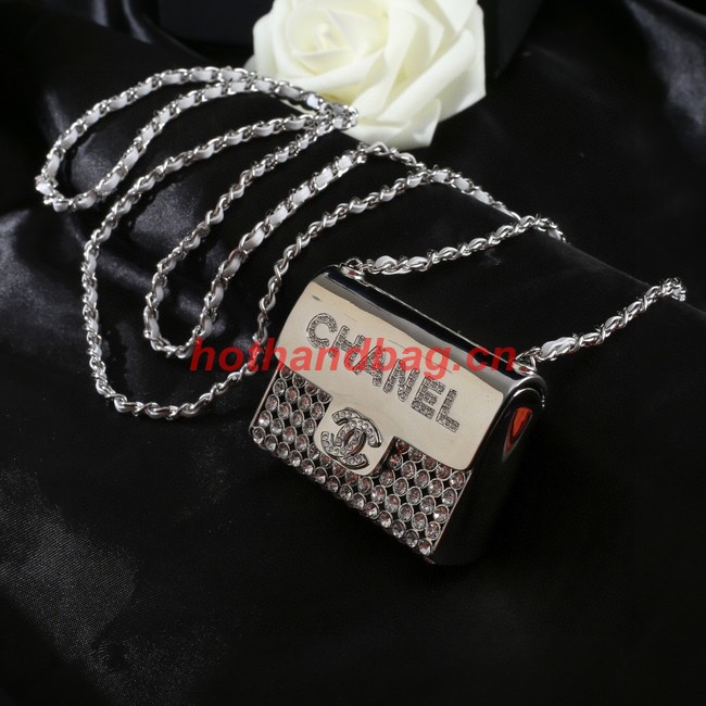 Chanel Necklace CE10076