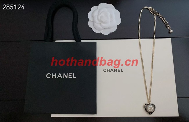 Chanel Necklace CE10255