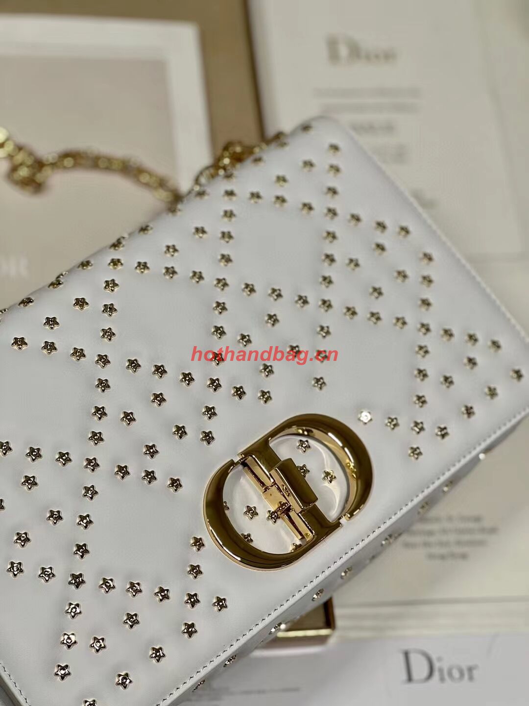 DIOR CARO MACROCANNAGE POUCH Macrocannage Calfskin with Star Motif C3136 white&gold