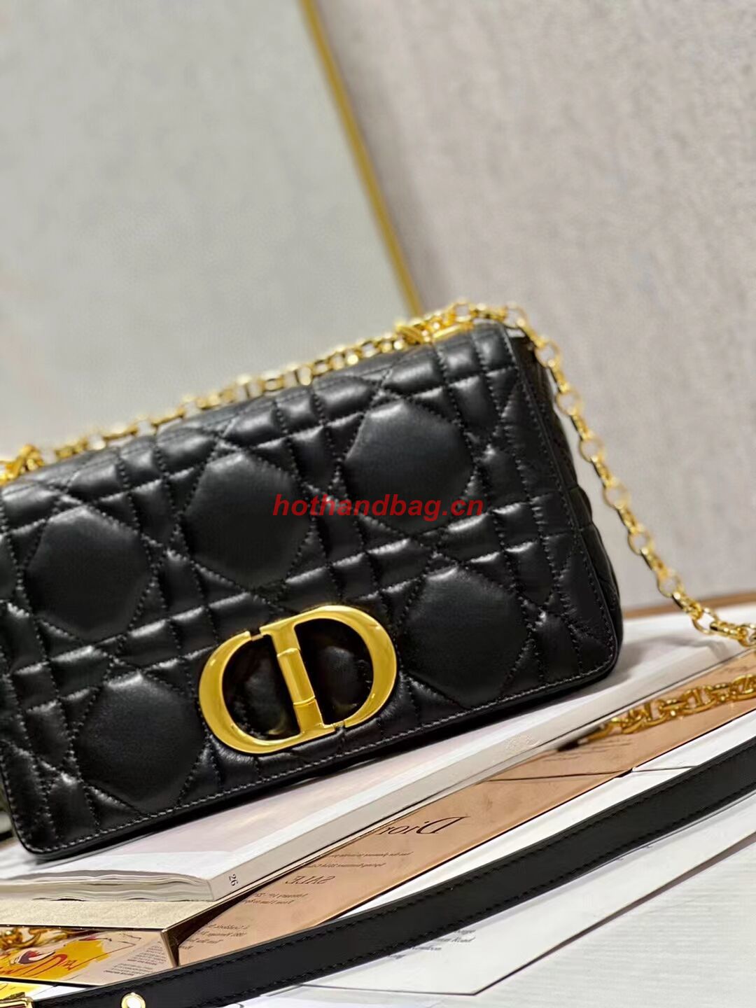 MEDIUM DIOR CARO BAG Supple Cannage Calfskin M9242U black&gold