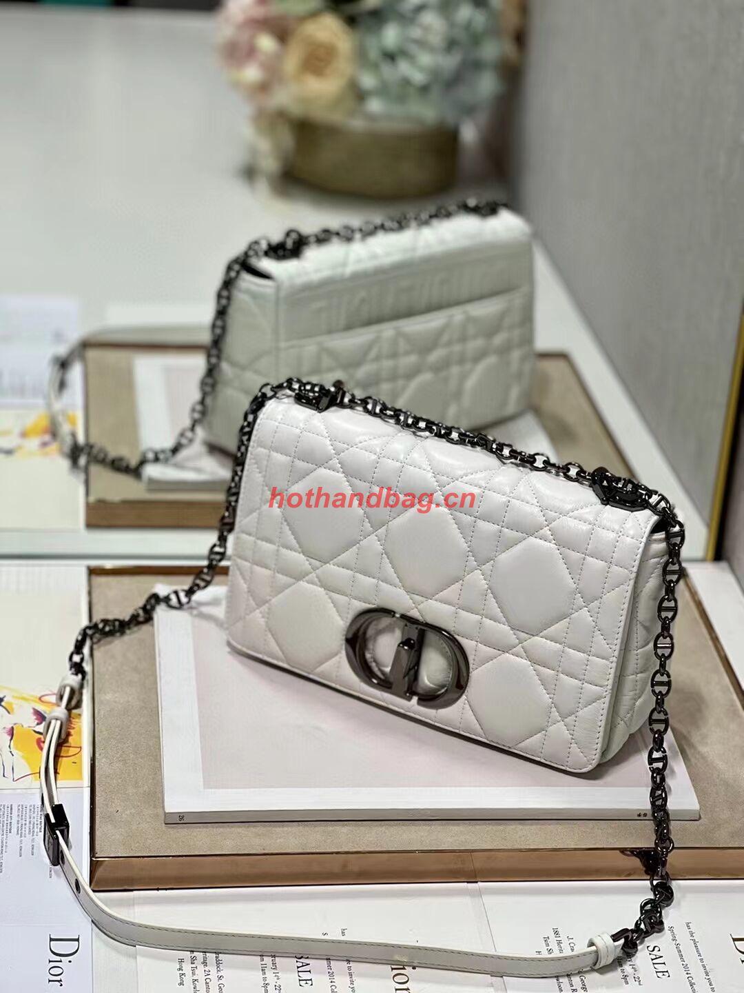 MEDIUM DIOR CARO BAG Supple Cannage Calfskin M9242U white&black