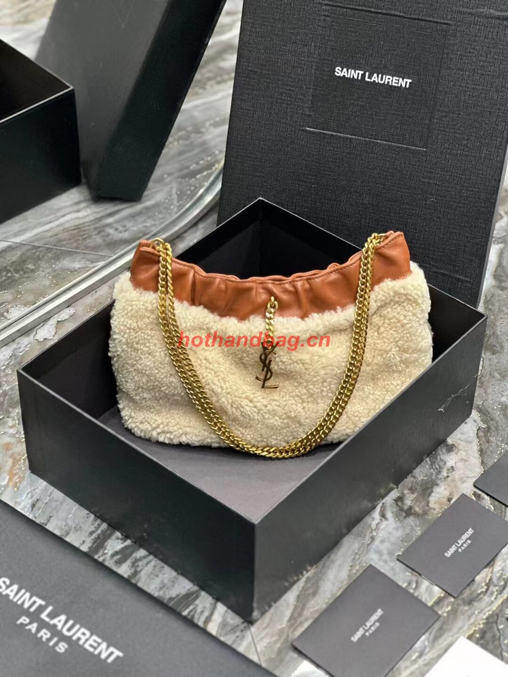 SAINT LAURENT Lambhair Y781326 BROWN