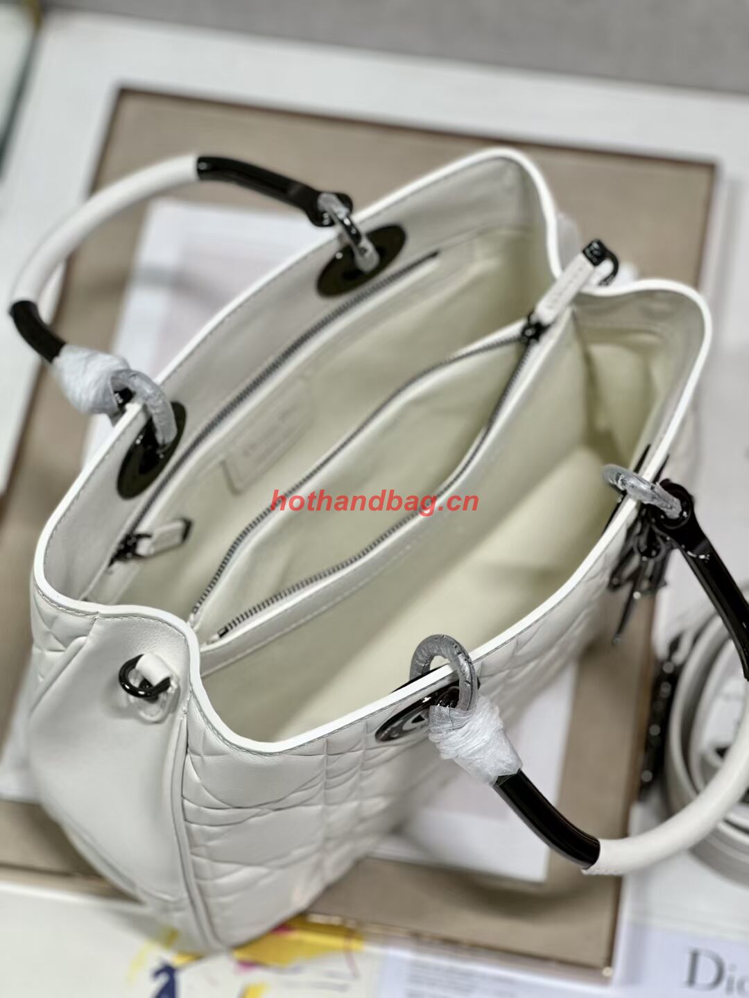 LADY DIOR TOP HANDLE MEDIUM BAG Latte Cannage Lambskin C9226 WHITE&BLACK