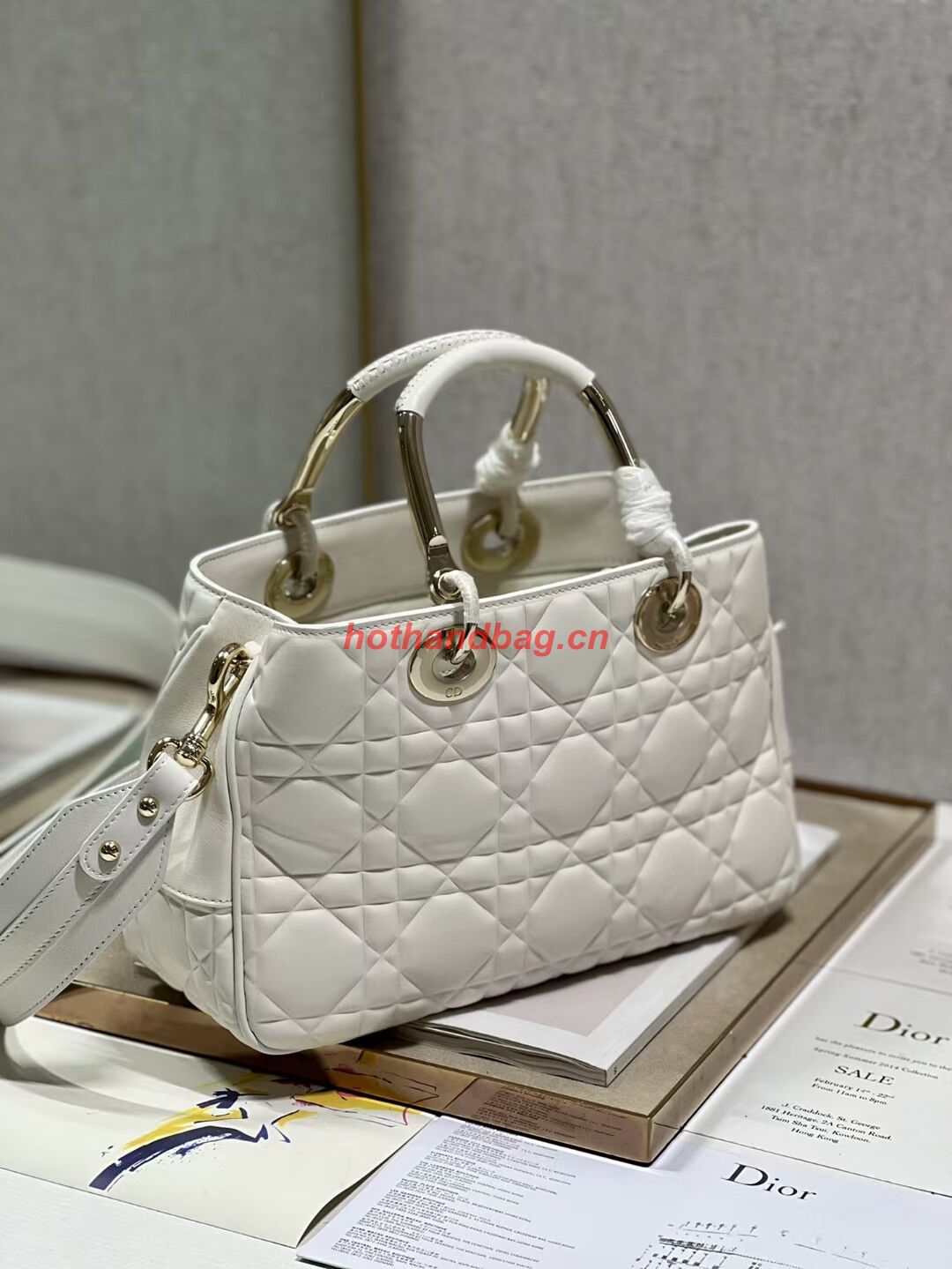 LADY DIOR TOP HANDLE MEDIUM BAG Latte Cannage Lambskin C9226 WHITE&GOLD