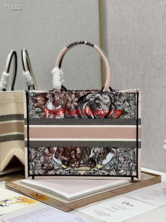 MEDIUM DIOR BOOK TOTE Embroidery M1296Z-33