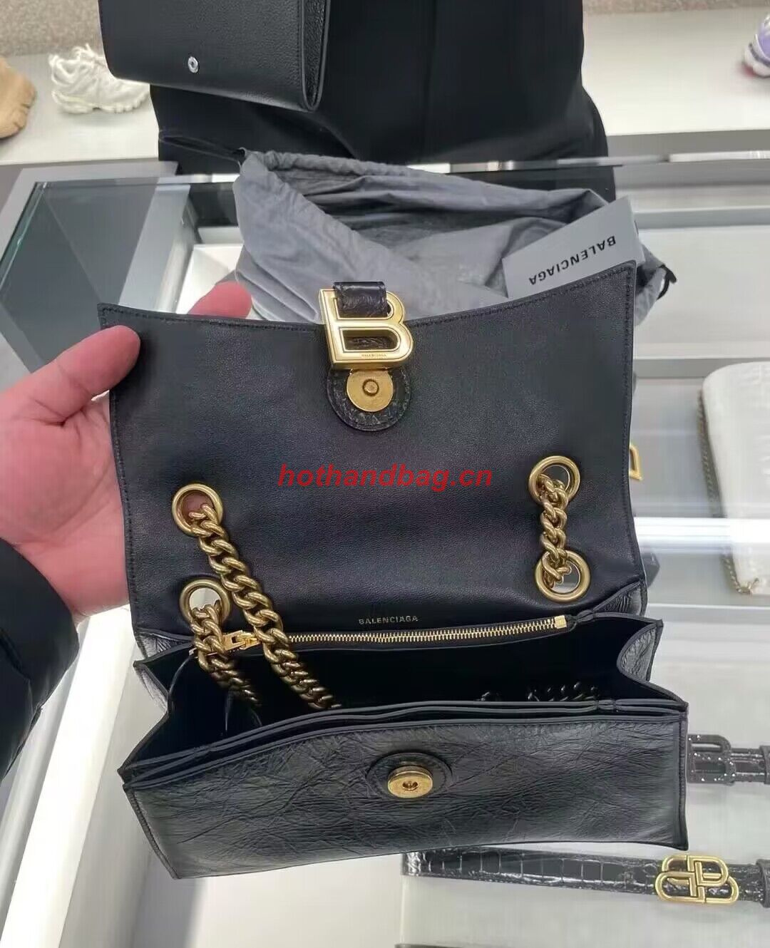 Balenciaga HOURGLASS With Chain Wrinkle 493075 Black