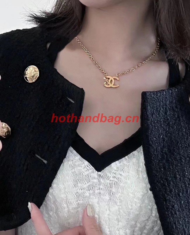 Chanel Necklace CE11055