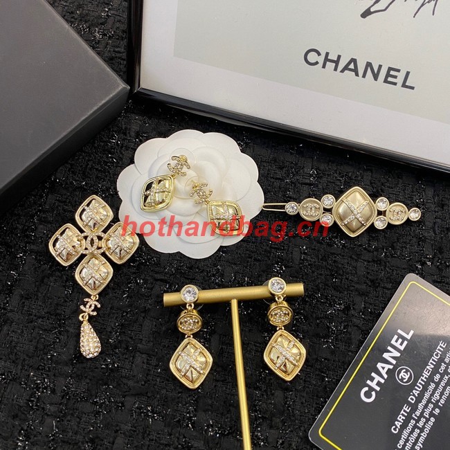 Chanel Earrings CE11171