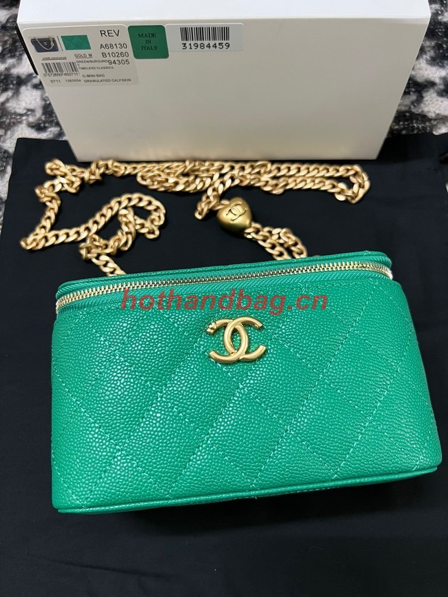 Chanel VANITY WITH CHAIN AP3120 green