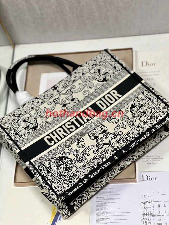 MEDIUM DIOR BOOK TOTE Embroidered M1296ZEC