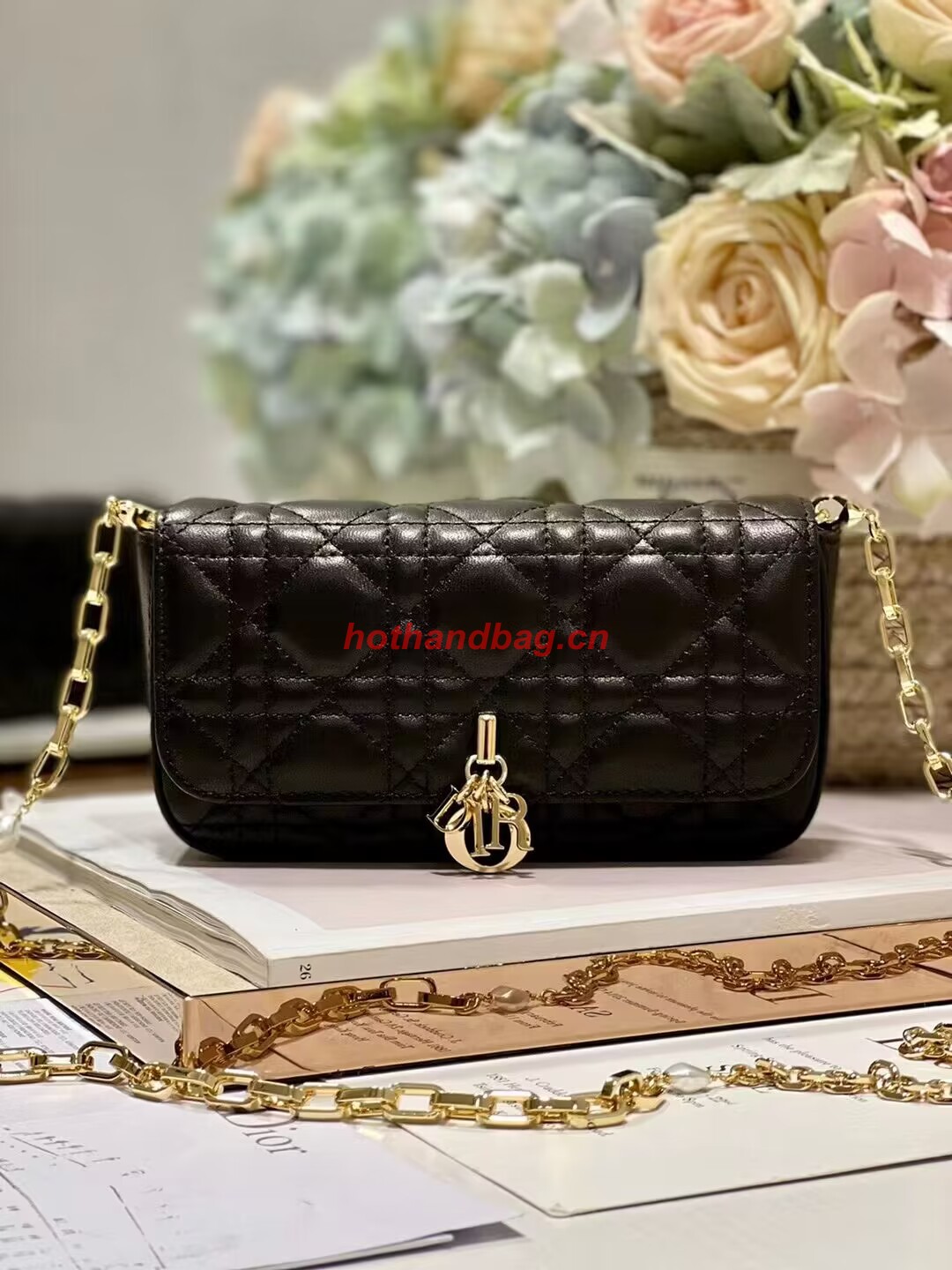 LADY DIOR PHONE POUCH Aesthetic Cannage Lambskin S0977OE black