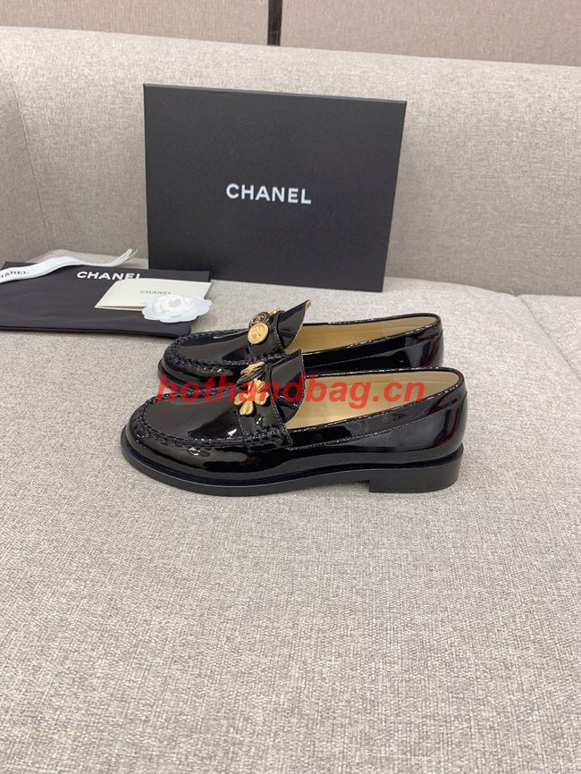 Chanel Womens leather lug sole loafer 93266-2