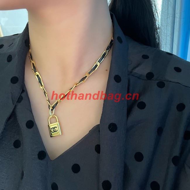 Chanel Necklace CE11540