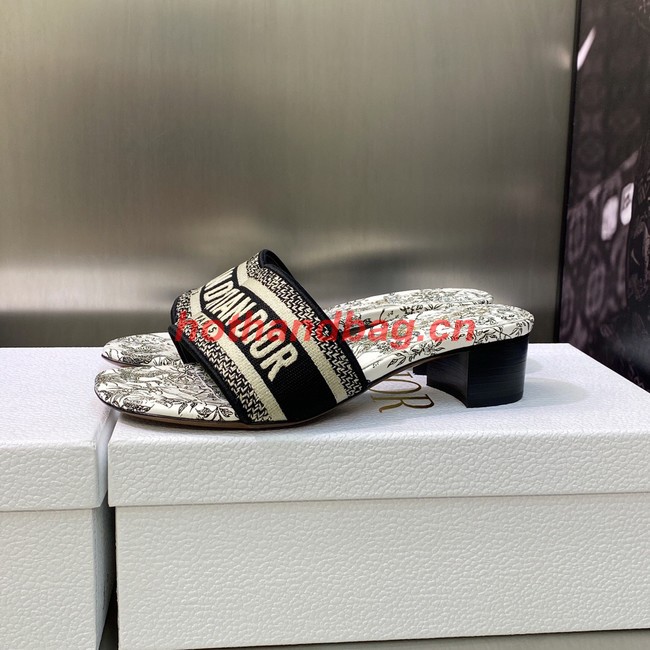 Dior DWAY HEELED SLIDE Embroidered Cotton 93278-8