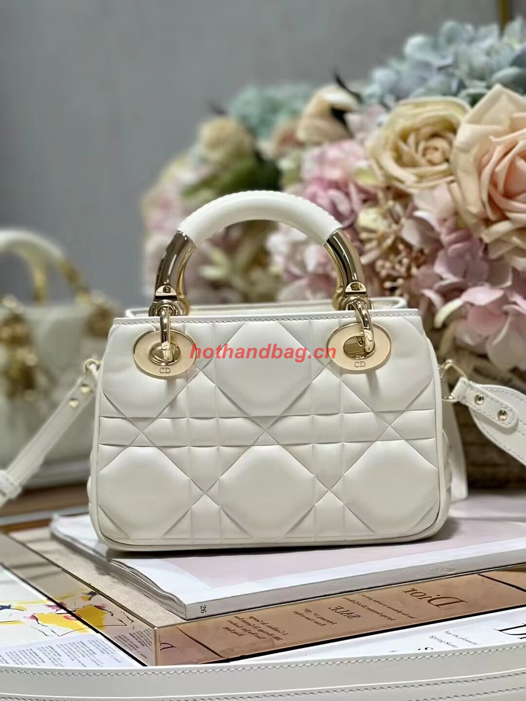 LADY DIOR TOP HANDLE SMALL BAG Cannage Lambskin C0620 Latte