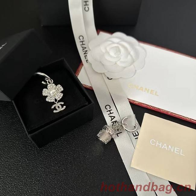 Chanel Earrings CE11588