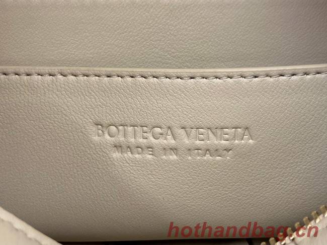 Bottega Veneta Brick Cassette 709360 Natural