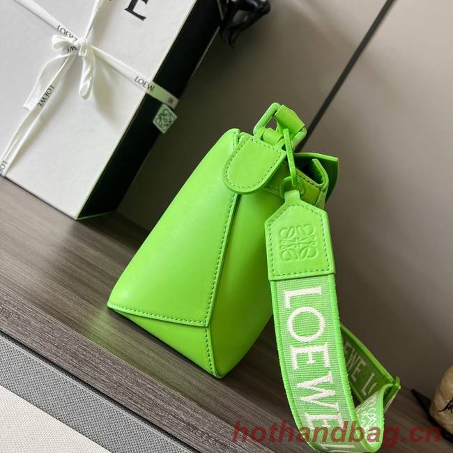 Loewe Puzzle Bag Leather 052239 green