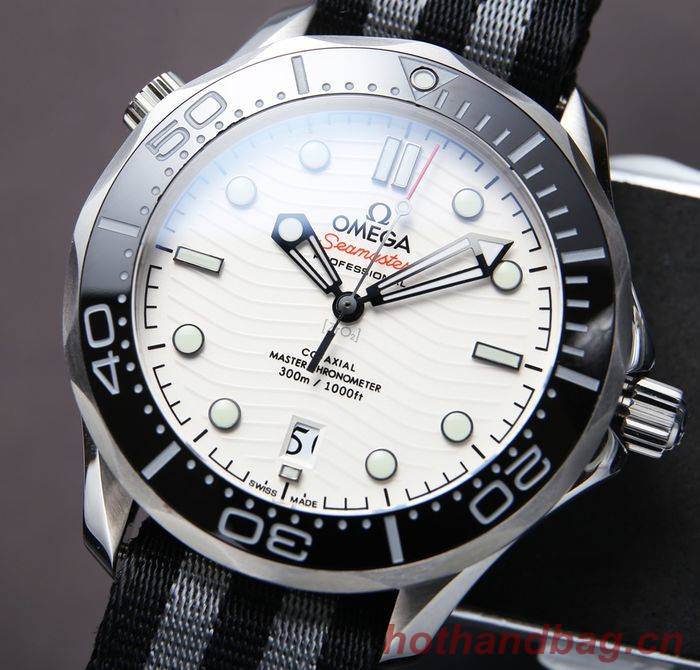 Omega Watch OMW00482