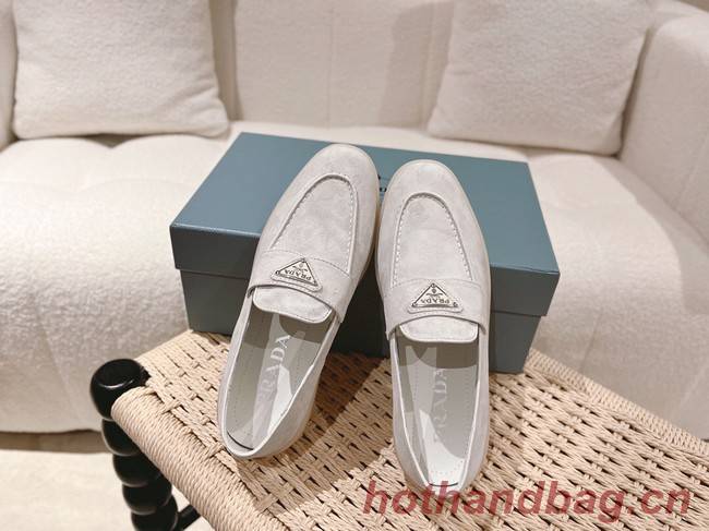 Prada leather loafers 93415-1