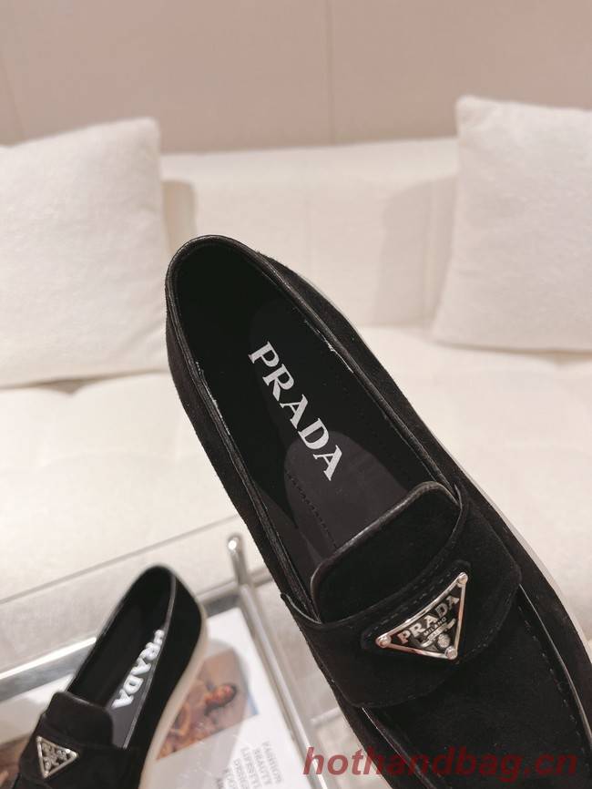 Prada leather loafers 93415-3