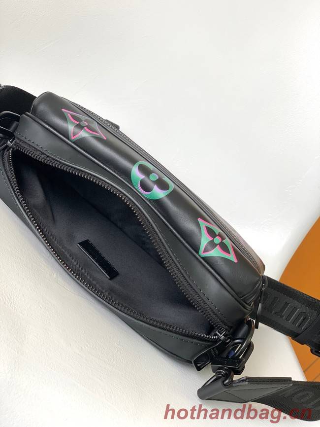 Louis vuitton Comet Messenger PM M22495 Black Borealis