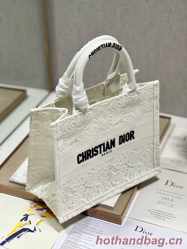 SMALL DIOR DIOR BOOK TOTE D-Lace Embroidery M1296ZRG-2