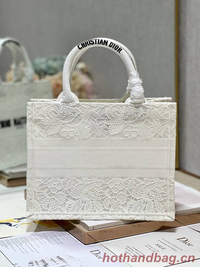 SMALL DIOR DIOR BOOK TOTE D-Lace Embroidery M1296ZRG-2