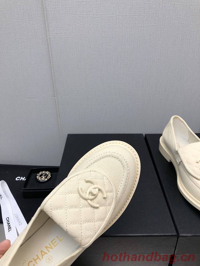 Chanel Womens sneakers 93548-4