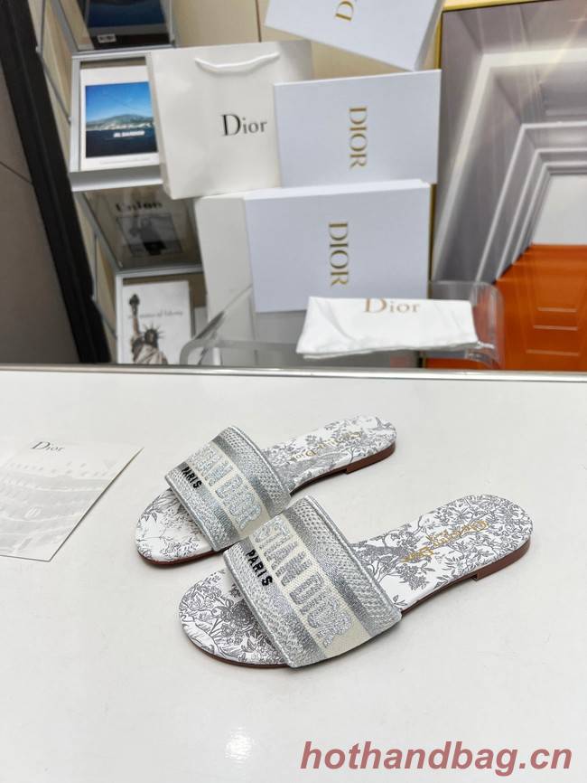 Dior DWAY SLIDE Embroidered Cotton 93552-2