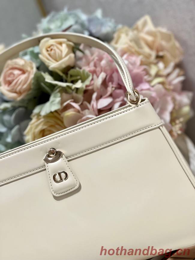 MEDIUM DIOR KEY BAG Dusty Ivory Box Calfskin M1843OBEQ