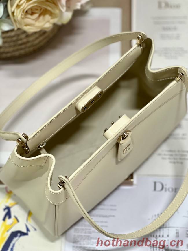 MEDIUM DIOR KEY BAG Dusty Ivory Box Calfskin M1843OBEQ