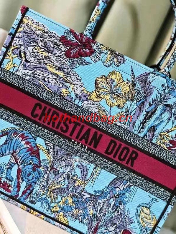 LARGE DIOR BOOK TOTE Celestial Blue Multicolor Toile de Jouy Voyage Embroidery M1286ZEUP