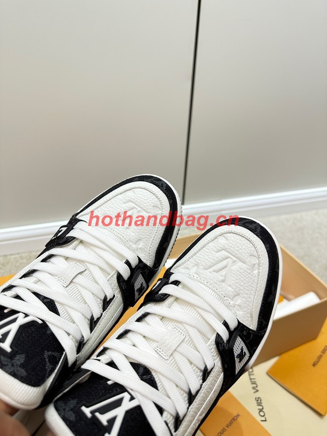 Louis Vuitton Sneaker 93540-1