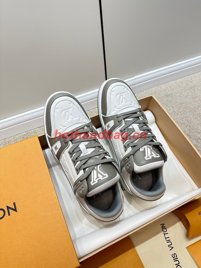 Louis Vuitton Sneaker 93542-4