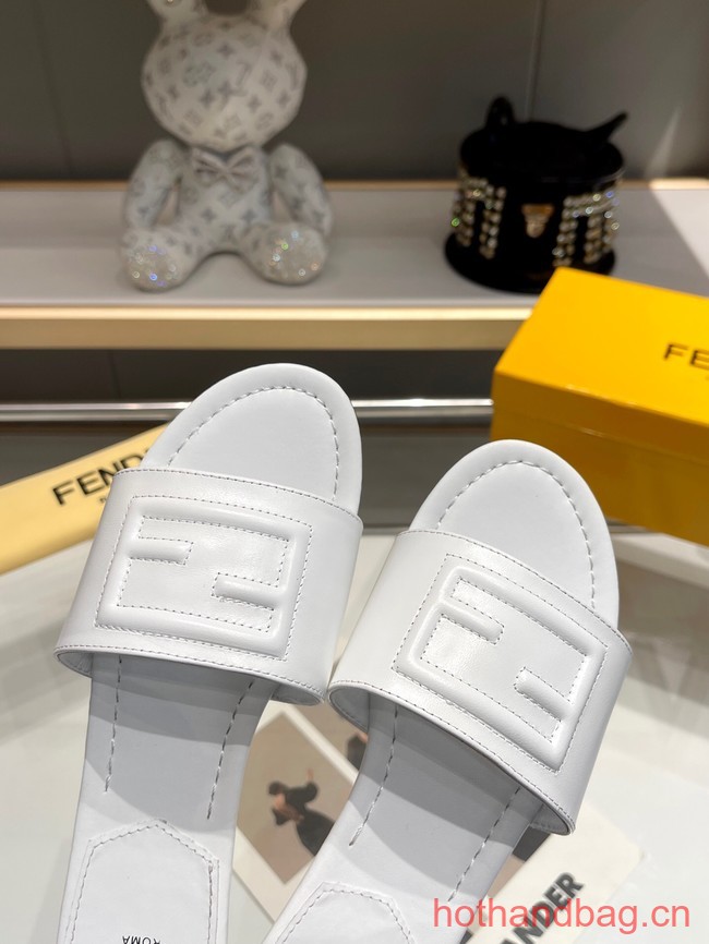 Fendi Slippers 93593-4