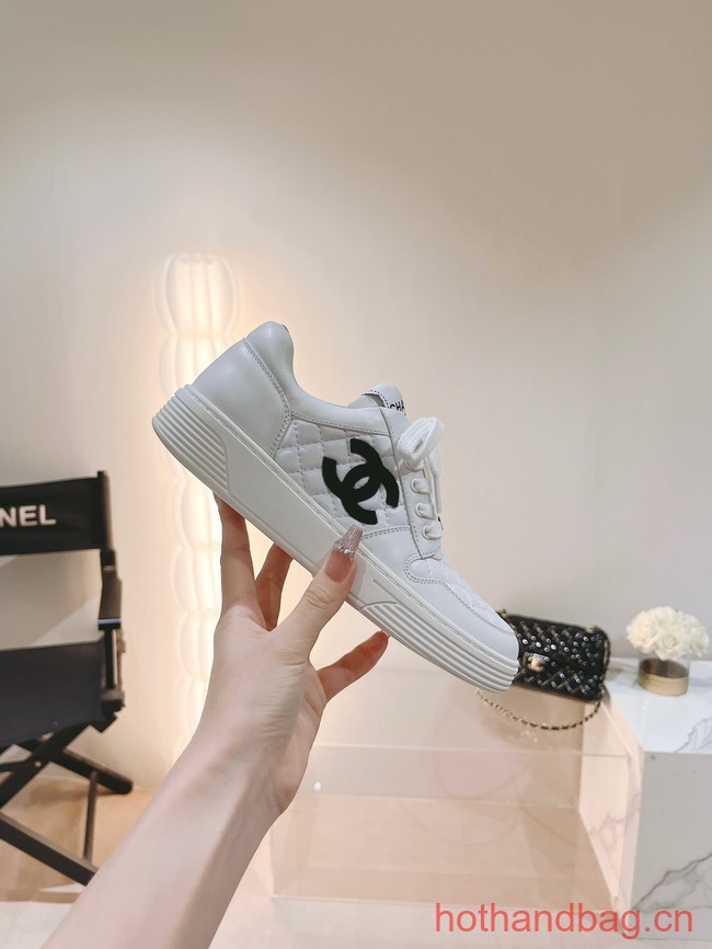 Chanel Sneaker 93628-1