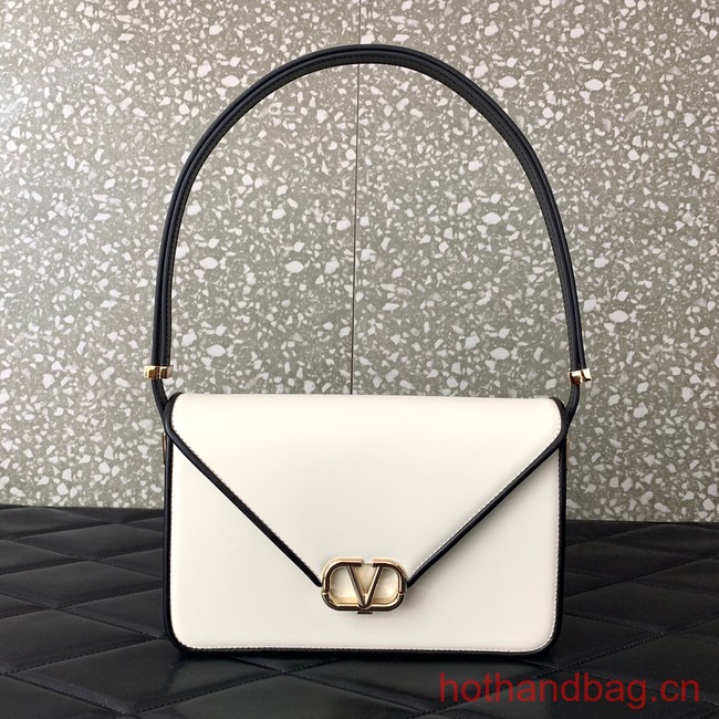 VALENTINO GARAVANI LETTER BAG 0M50 WHITE&BLACK