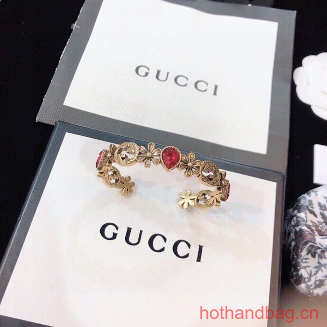 Gucci NECKLACE&Bracelet Three-piece set CE12323