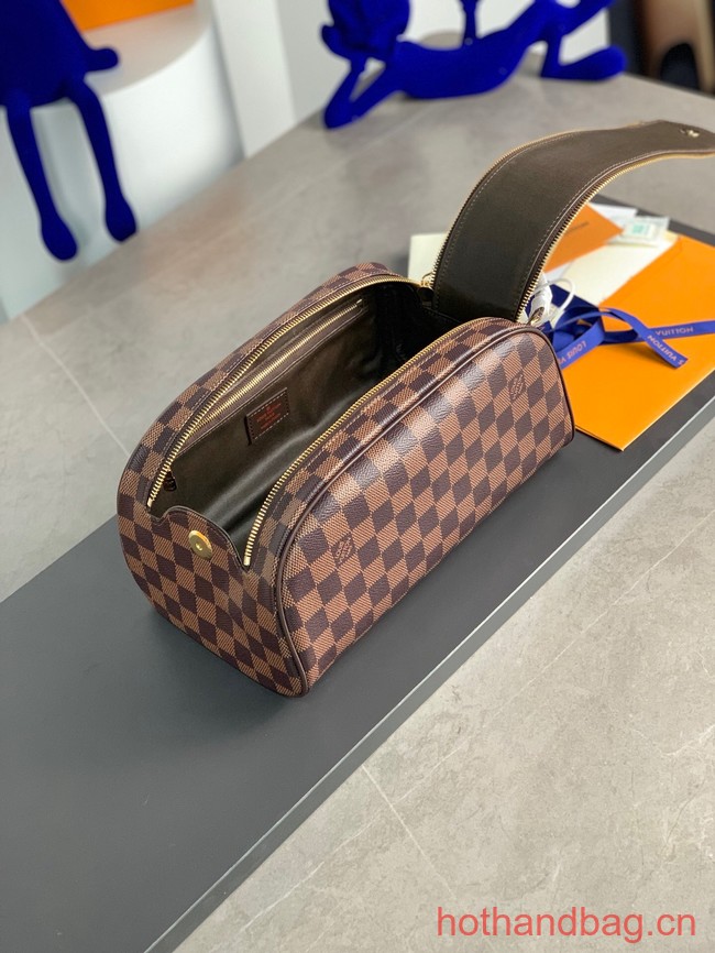 Louis Vuitton Dopp Kit M47528-4