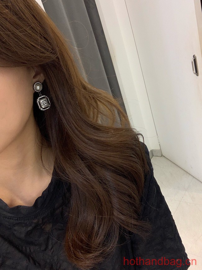 Chanel Earrings CE12454