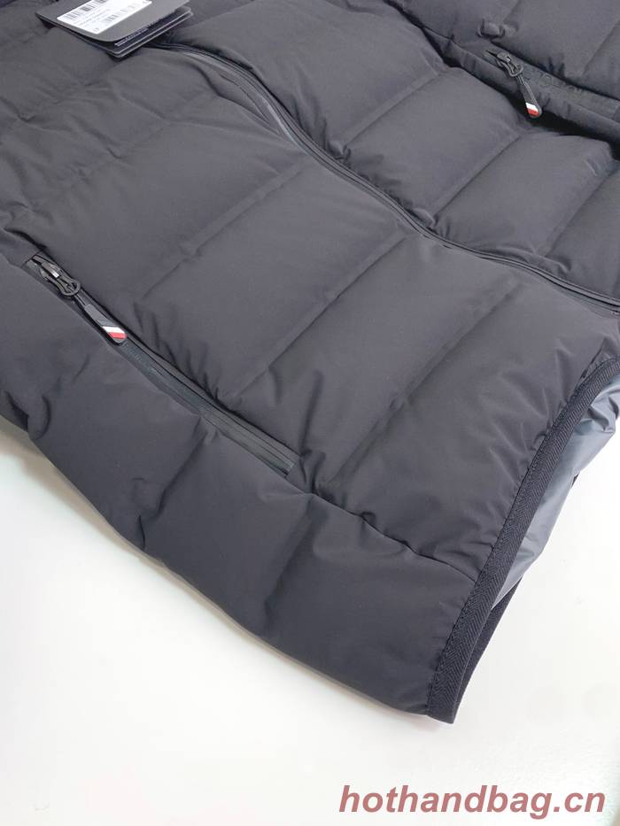 Moncler Top Quality Down Coat MOY00132