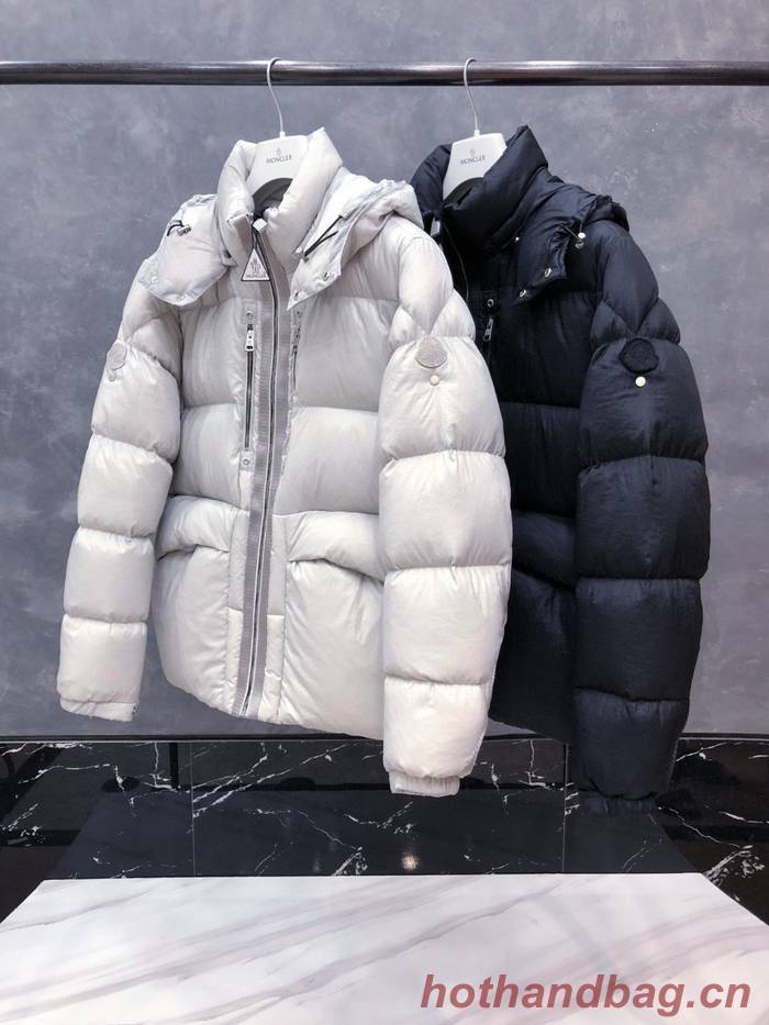 Moncler Top Quality Down Coat MOY00148